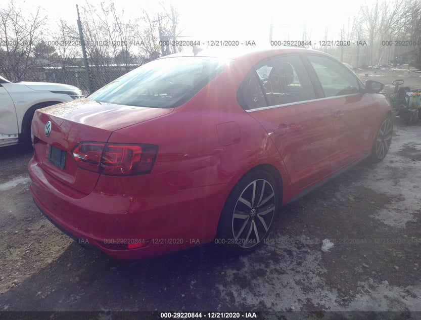 3VW4A7AJ5DM218658