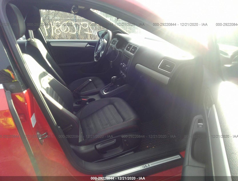 3VW4A7AJ5DM218658
