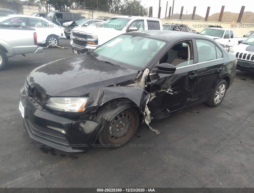 3VW2B7AJ9HM319423