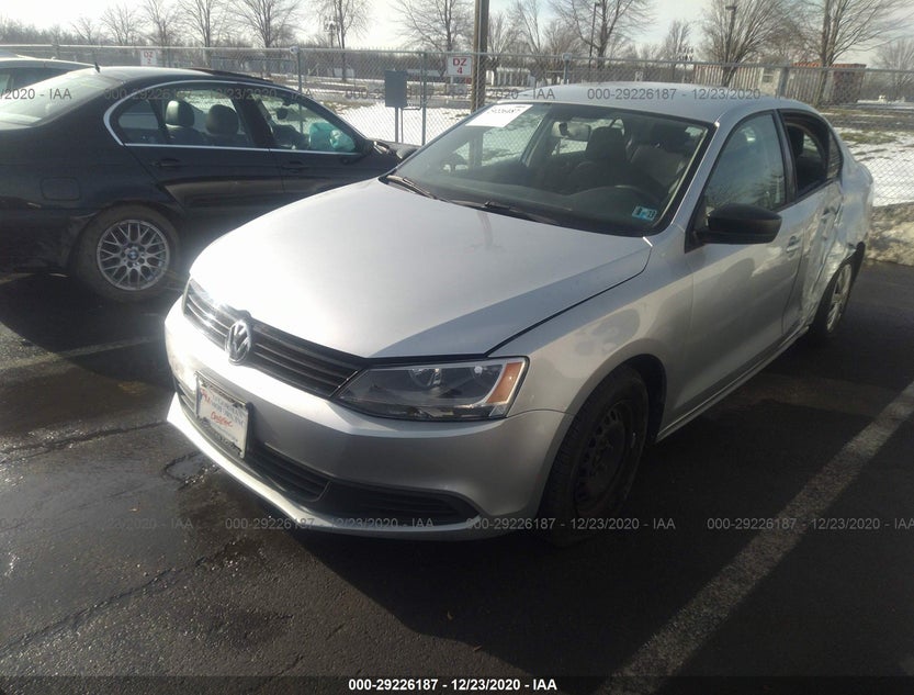 3VW2K7AJ7EM231272