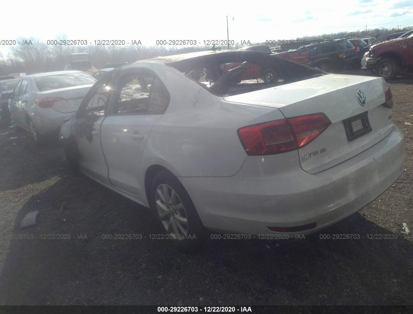 3VWD17AJ8FM338425