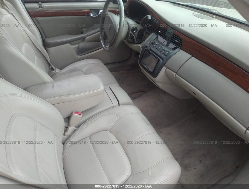 1G6KD54Y85U210083
