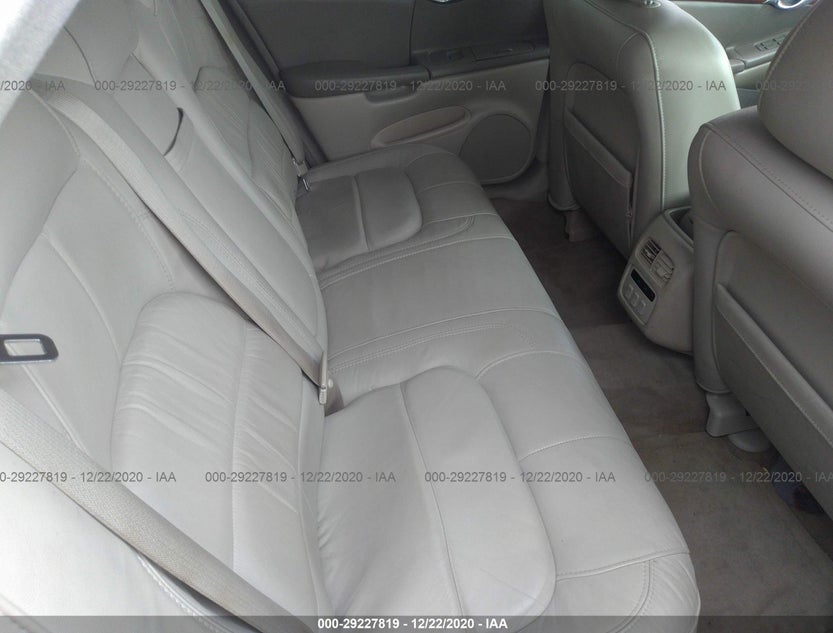 1G6KD54Y85U210083