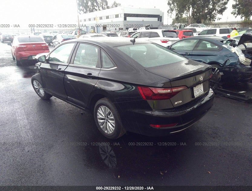 3VWC57BU1LM090667