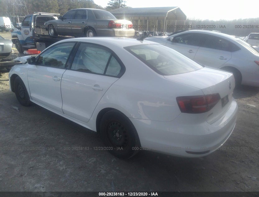 3VW267AJ3GM392693