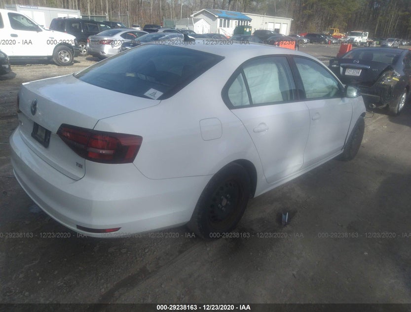3VW267AJ3GM392693