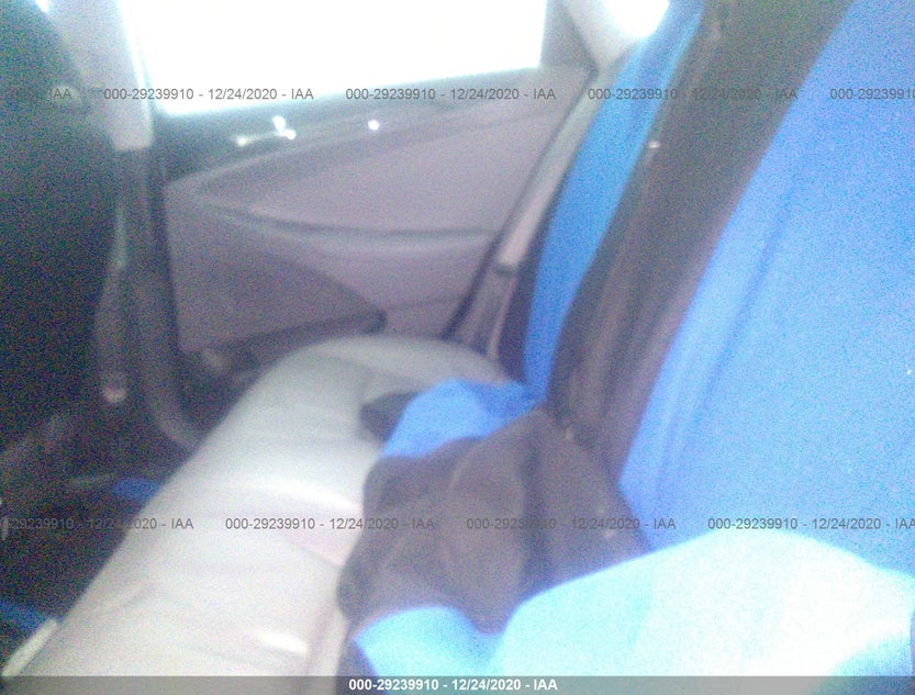 5NPEC4AC9DH568804