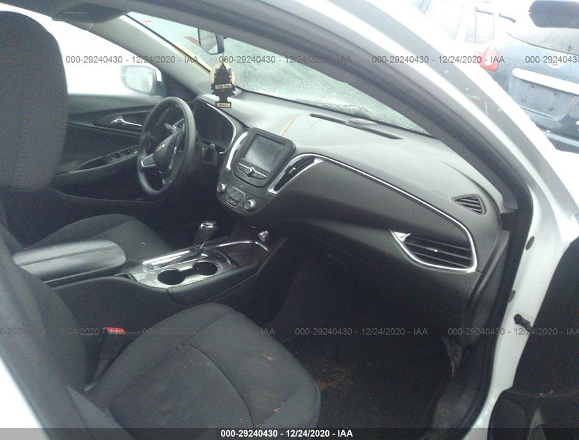 1G1ZD5ST8JF136920