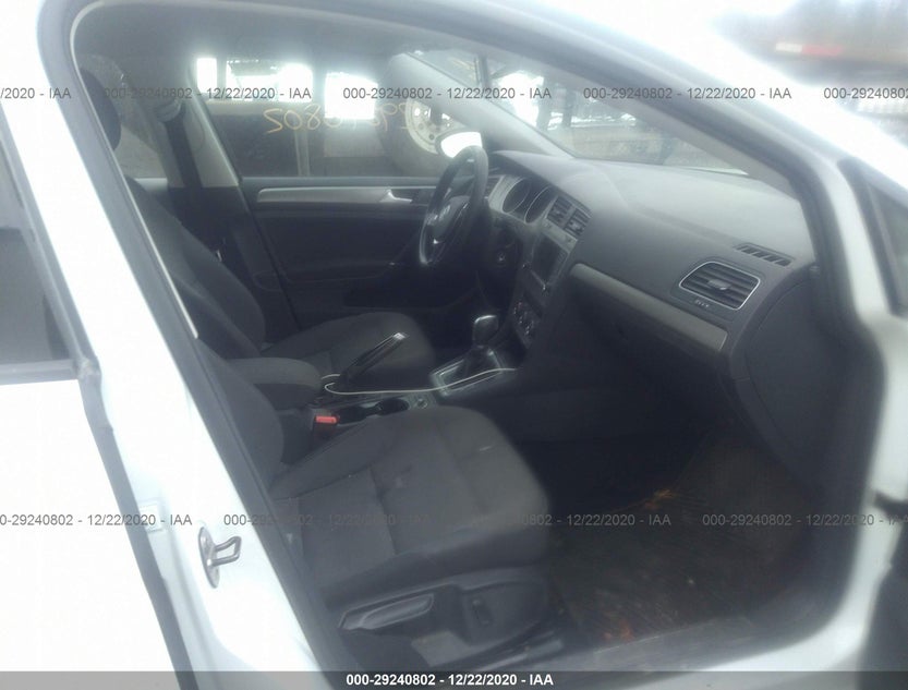 3VW017AU2HM523243