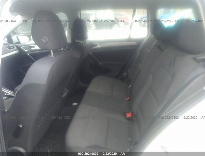 3VW017AU2HM523243