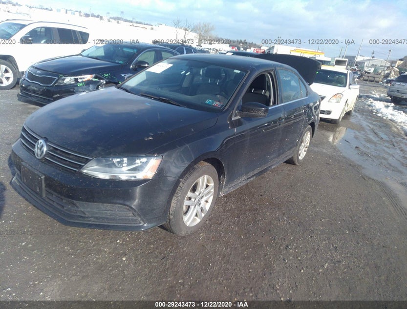 3VW2B7AJ8HM360707