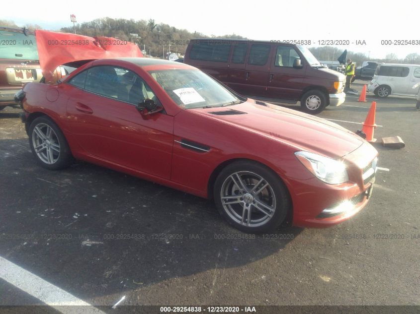 VIN WDDPK4HA1FF096522 2015 Mercedes-Benz SLK-Class,... no.1