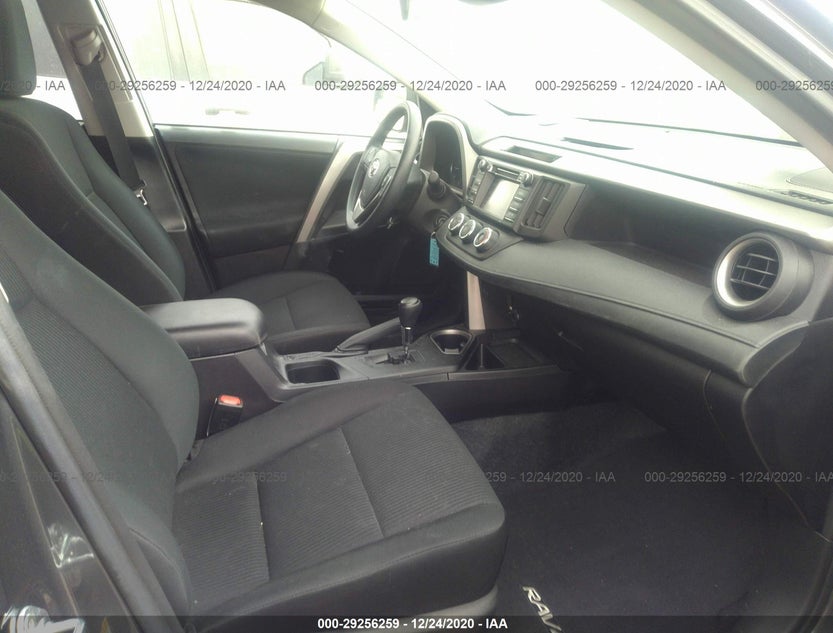 2T3ZFREV8HW396300