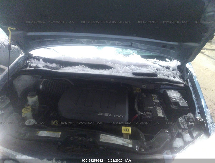 2A4RR5DG4BR781058