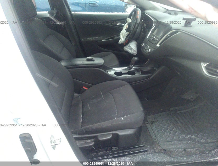 1G1ZD5ST7JF133958