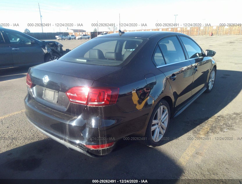 3VW4S7AJ9DM279508