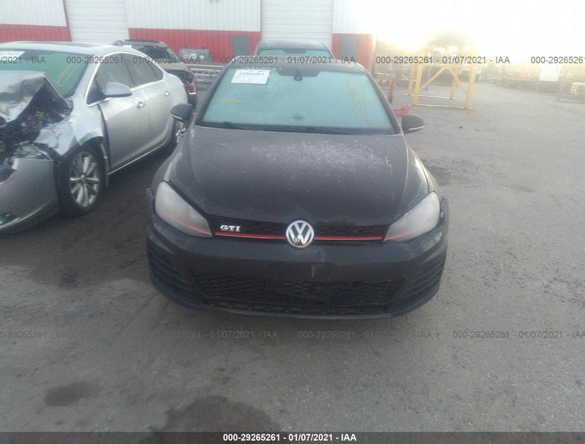 3VW4T7AU5GM031896