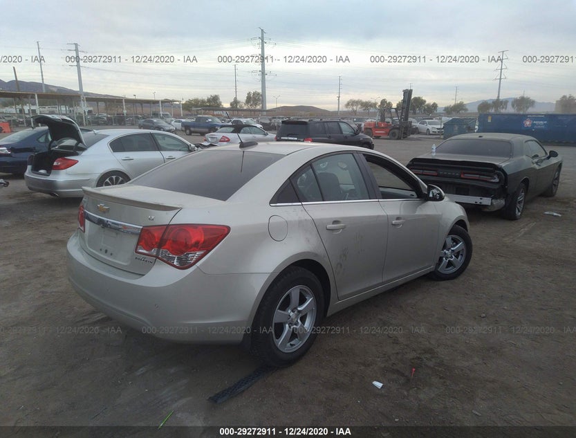 1G1PE5SB4G7153924