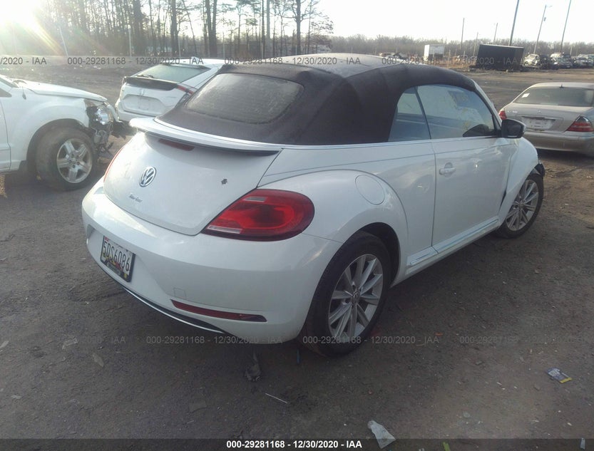 3VW5DAAT9JM517754