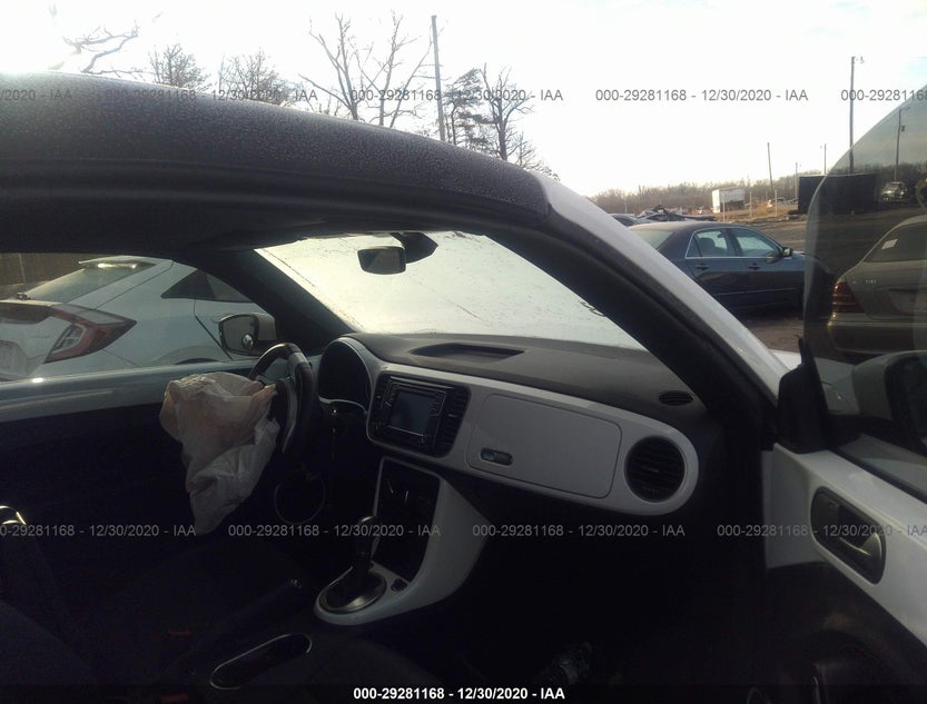 3VW5DAAT9JM517754