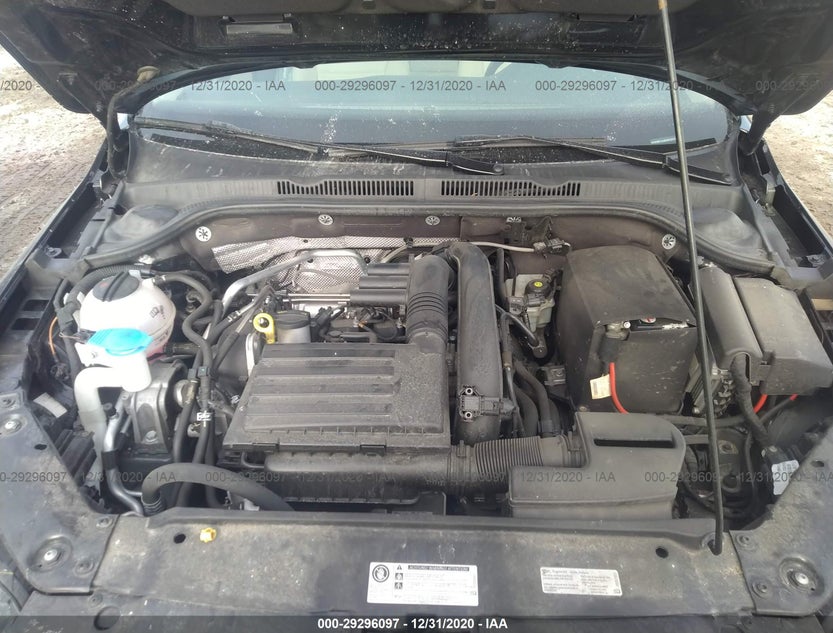3VWDB7AJ8HM284222