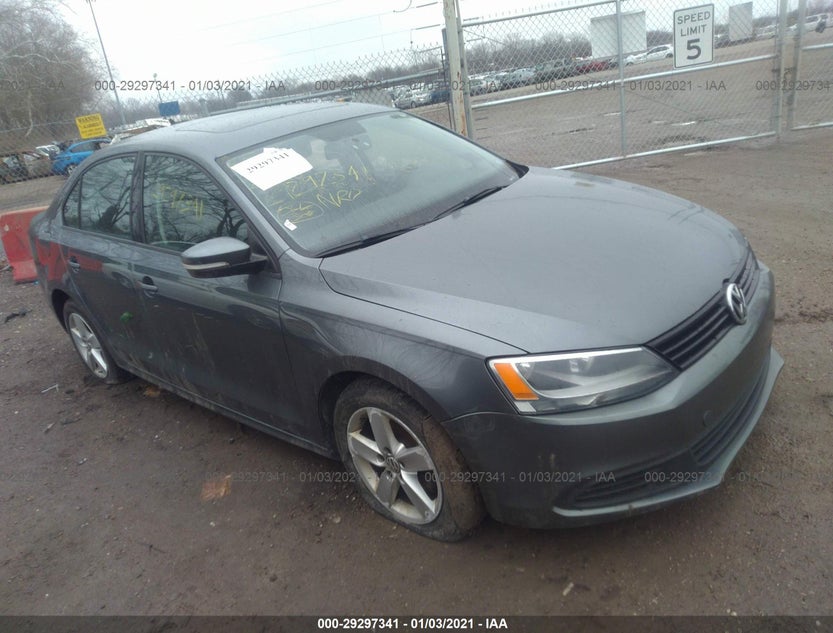 3VW3L7AJ0CM404323