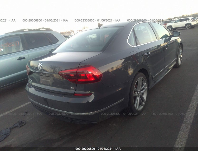 1VWDT7A33HC078855