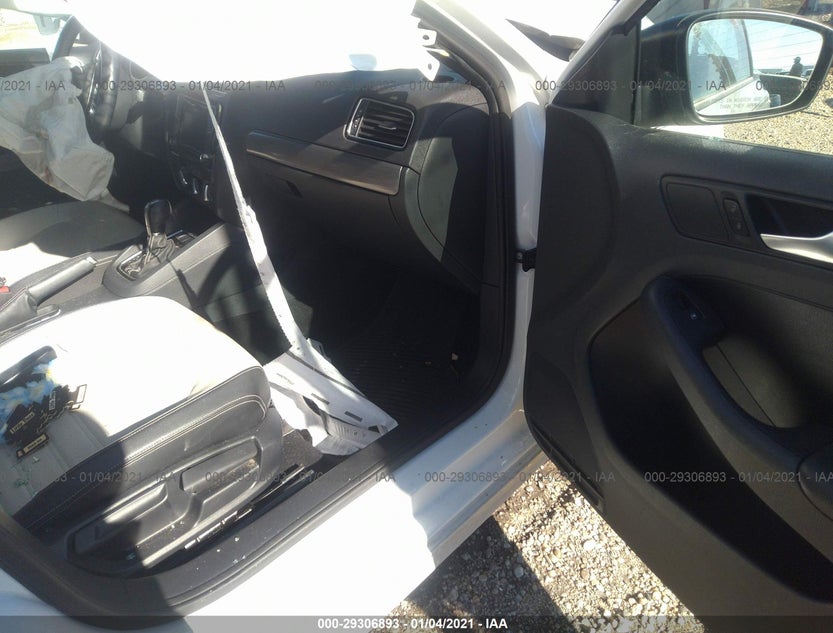 3VWD17AJ7GM260317