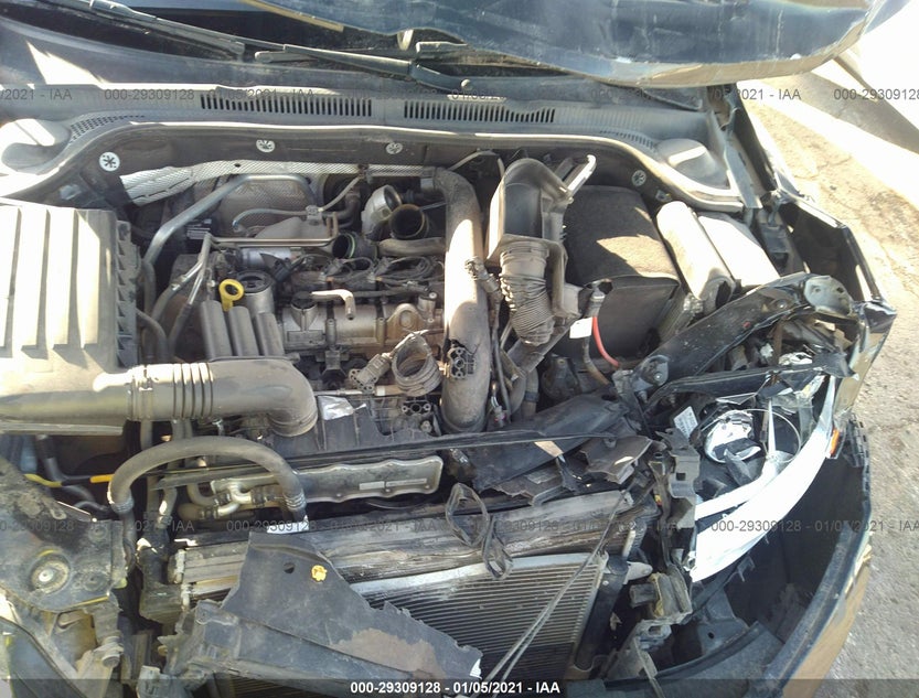 3VWDB7AJ9HM268630