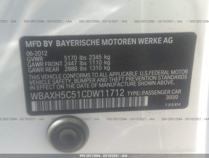 WBAXH5C51CDW11712