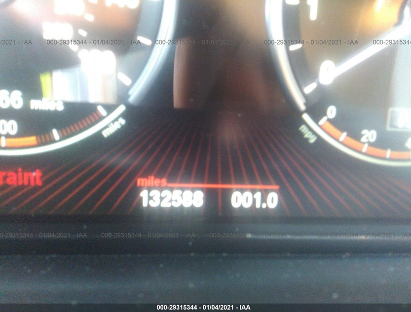 WBALX5C5XCC894067