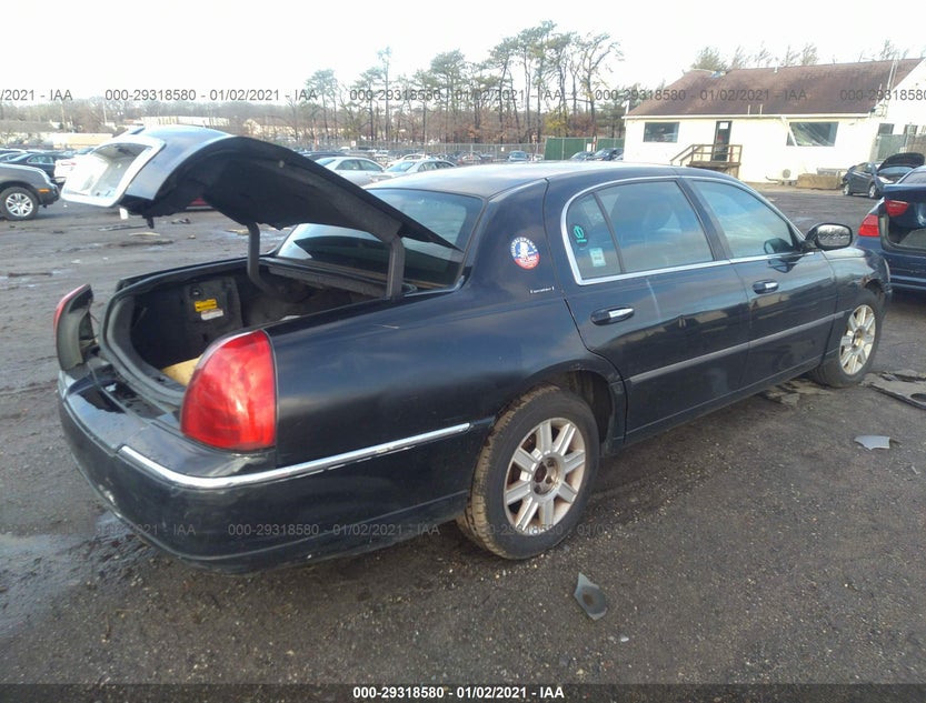 2LNBL8EV6BX758153