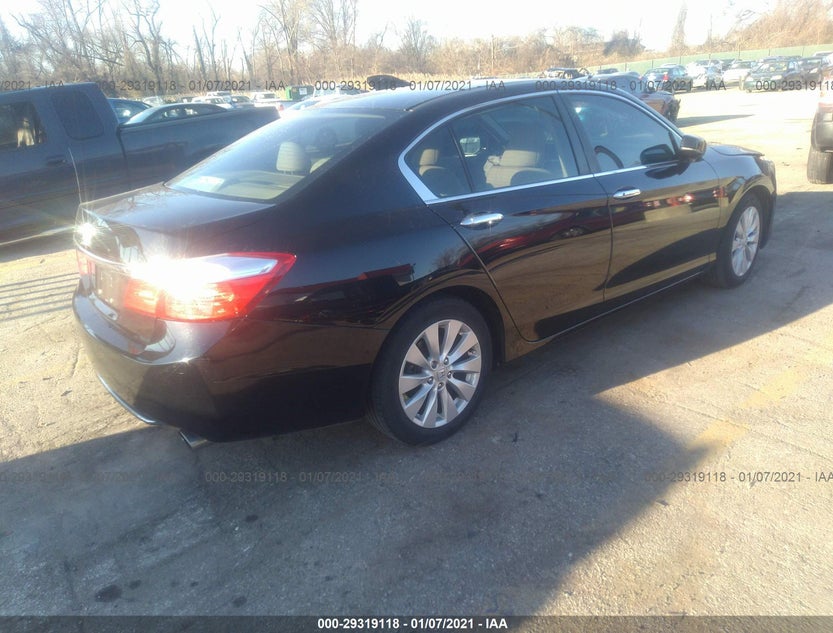 1HGCR2F70EA217781