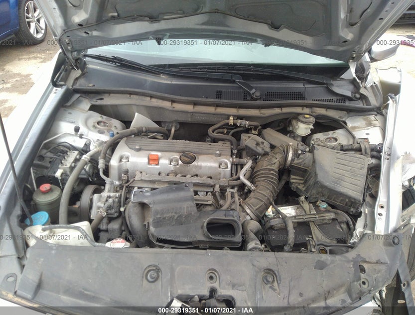 1HGCP2F60CA174084