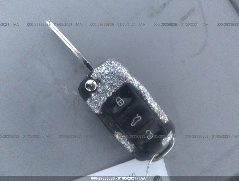3VWJP7AT4CM612086