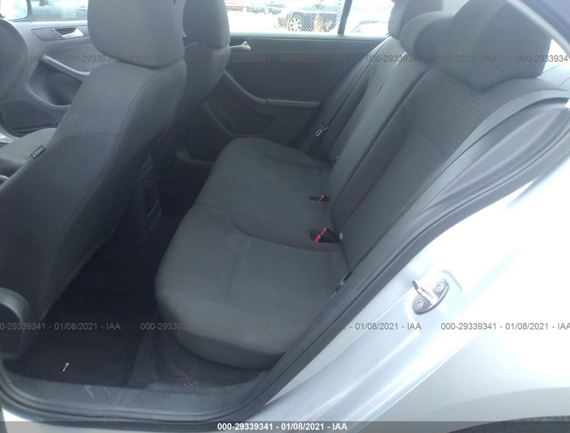 3VW267AJ2GM305513