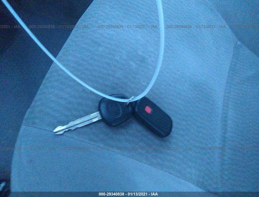 1NXBR32E27Z889357