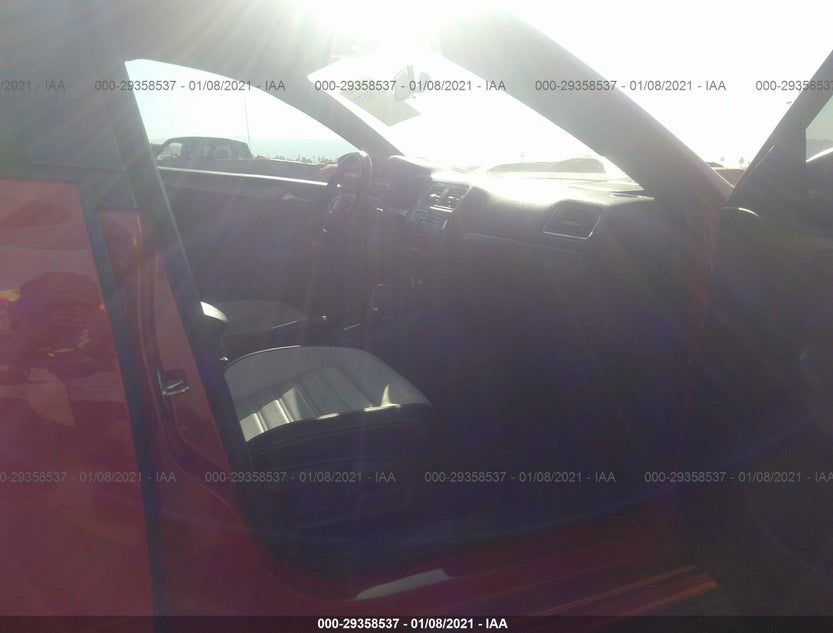 3VWD17AJ0GM244220