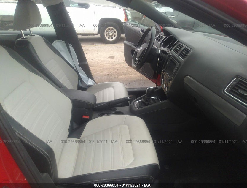 3VWD17AJ9HM326058
