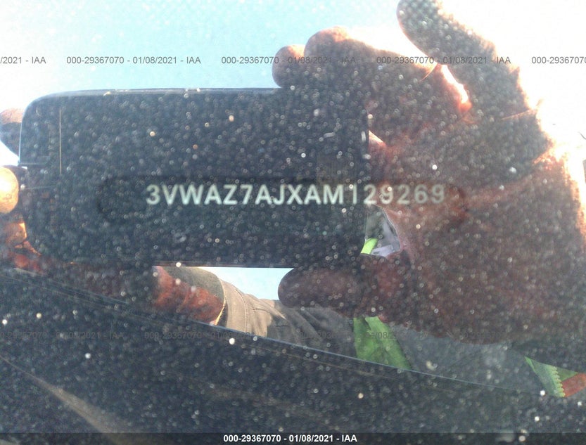 3VWAZ7AJXAM129269
