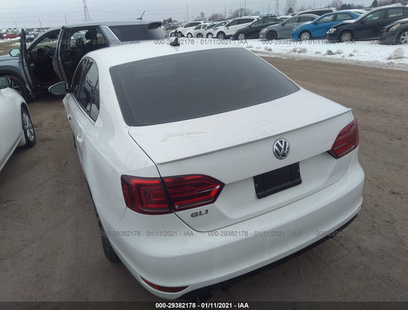 3VW4S7AJXEM365816