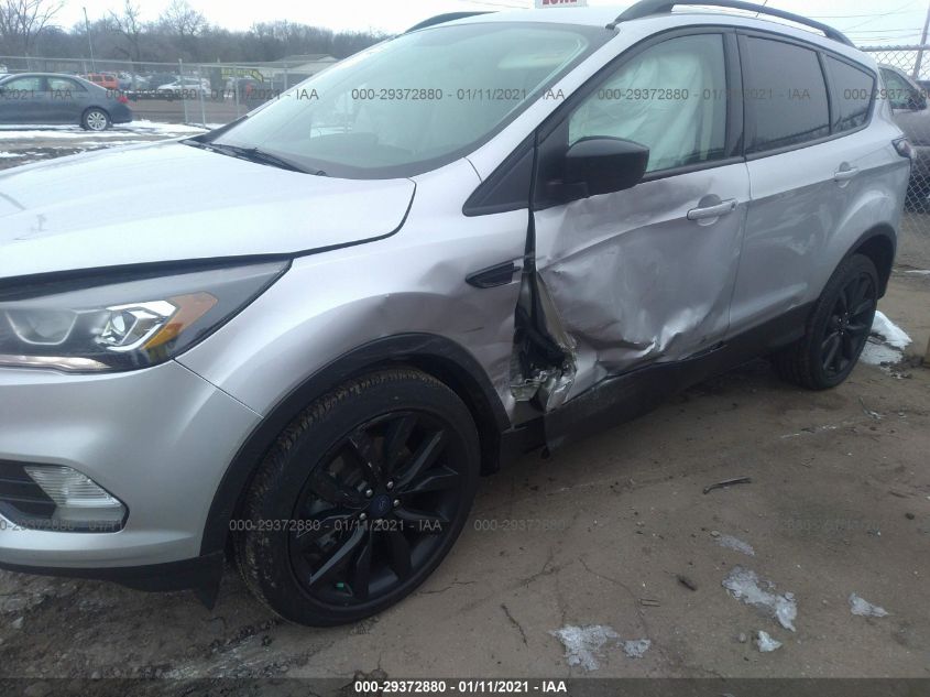 2017 Ford Escape Se VIN: 1FMCU9GD7HUC86637 Lot: 29372880