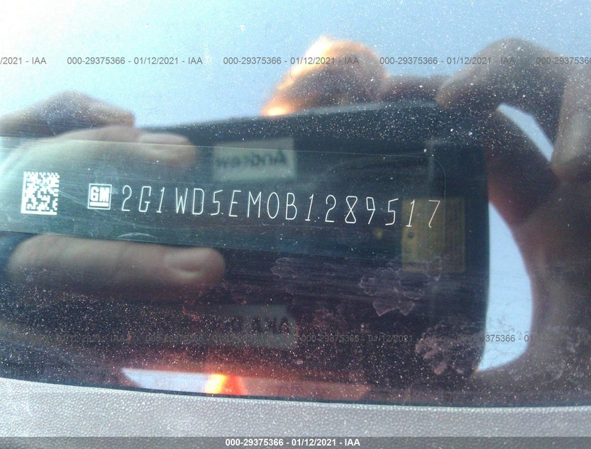 2G1WD5EM0B1289517