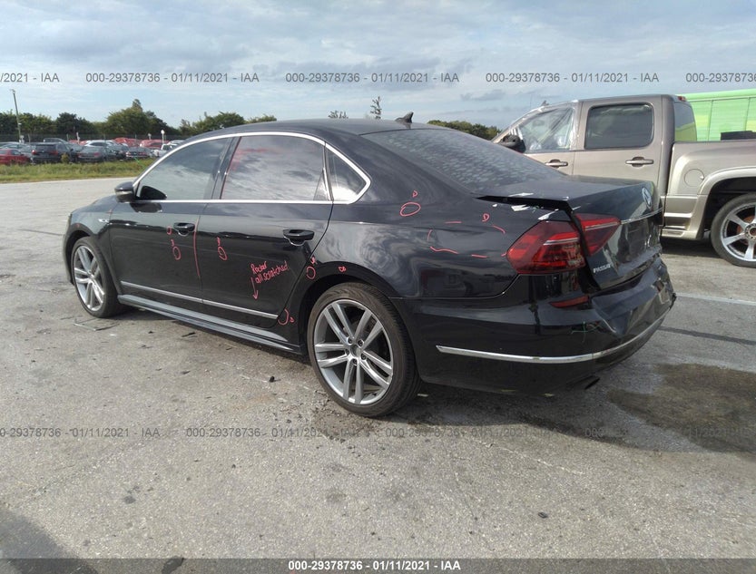 1VWDT7A3XHC067688