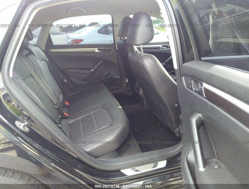 1VWDT7A3XHC067688