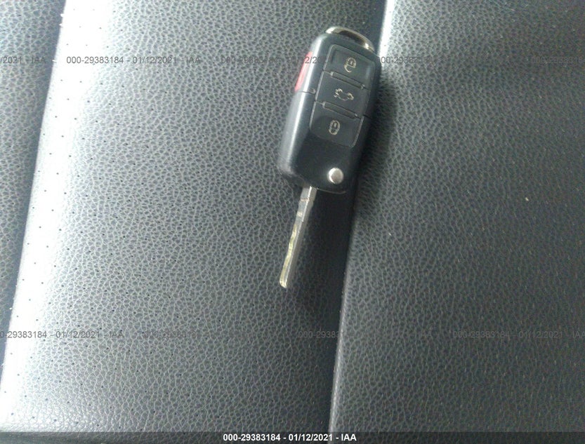 3VWRZ7AJXAM061414