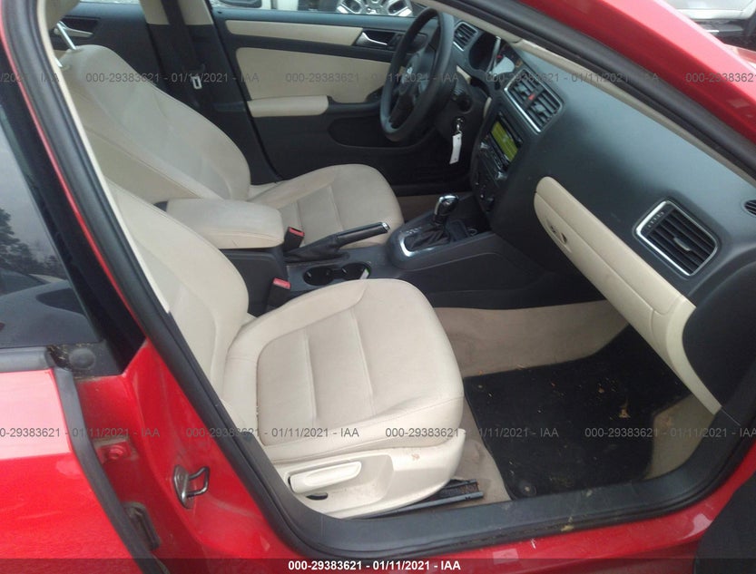 3VW2K7AJ5DM261191
