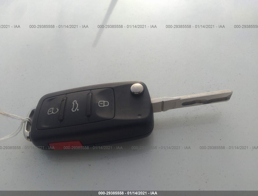 1VWBT7A30FC026118