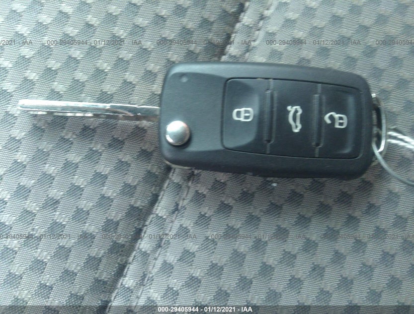 3VW2K7AJ4DM317136