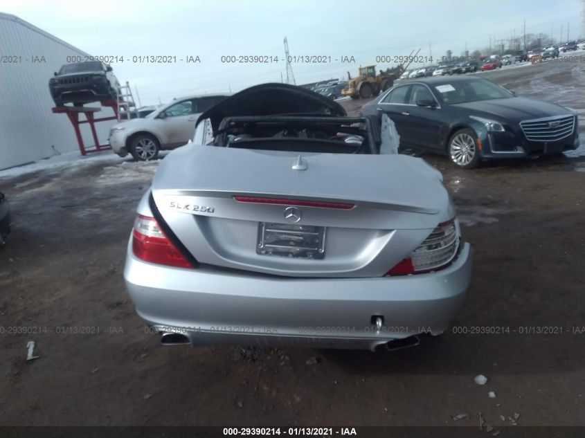 VIN WDDPK4HA2FF104725 2015 Mercedes-Benz SLK-Class,... no.8